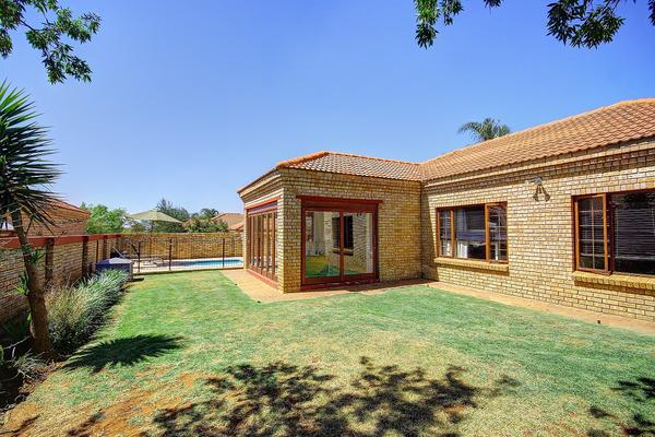 Property For Sale in Pinehaven, Krugersdorp